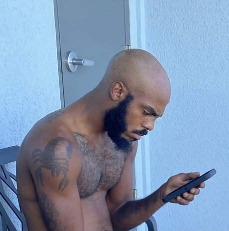 SavageScorp onlyfans nude porn