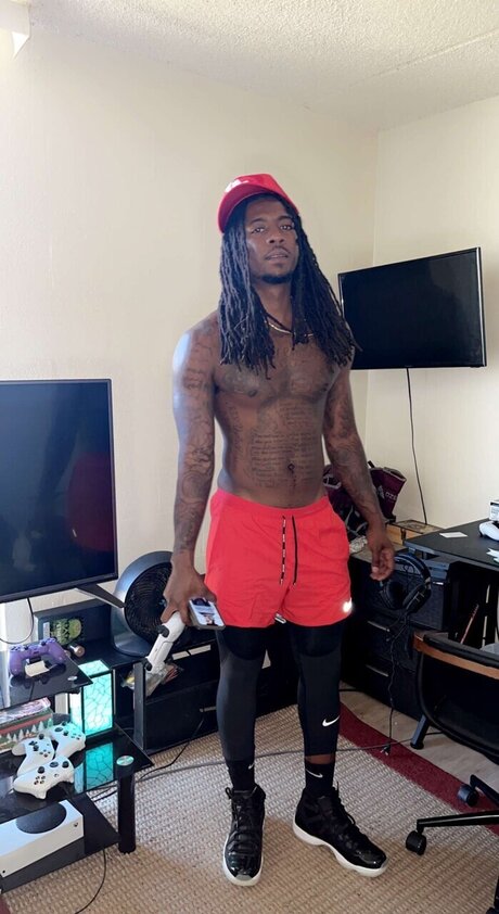 Vaughn Hardley onlyfans naked leak