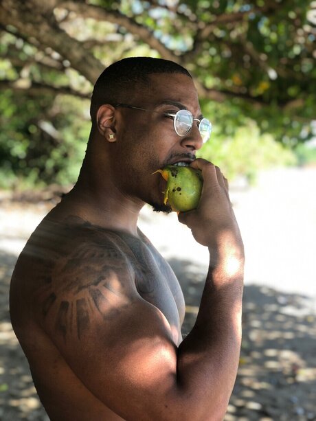 Peculiar onlyfans creator