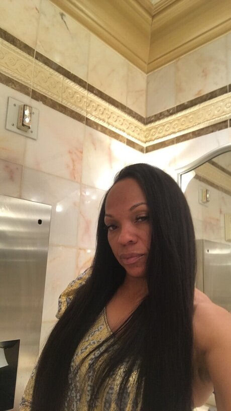 Kali Kapri leak onlyfans