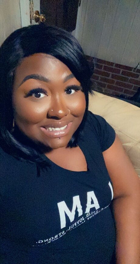 Desiree Sumpter feet onlyfans