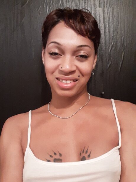 Ts MoOnY onlyfans leak ass