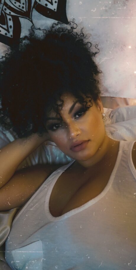 Thicc Honey B leaked onlyfans nude