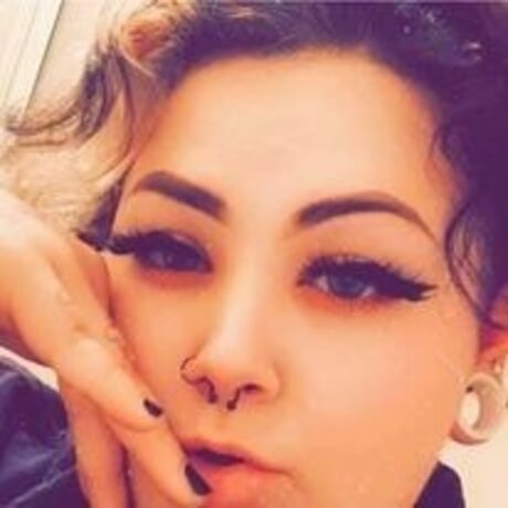 thickandgoth1187 onlyfans nude content