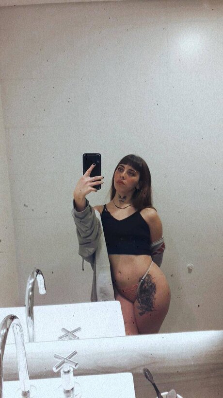 Candela Sills onlyfans leaked.