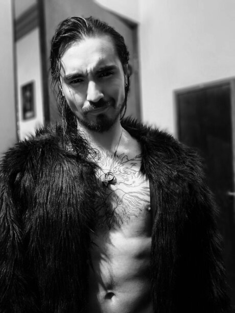 Blackfox onlyfans desnuda