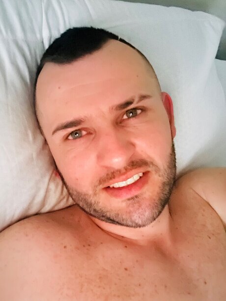 Brian Mayers is on onlyfans