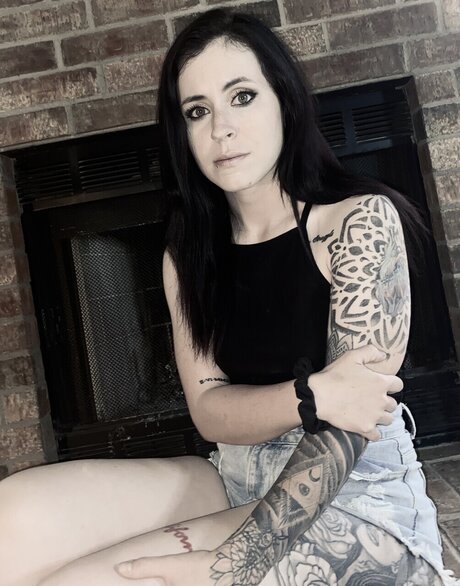 Caeli Davina onlyfans leaked.