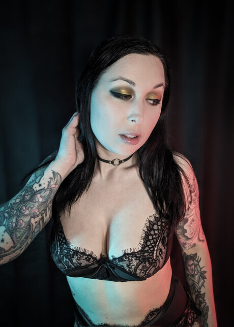 MaddyDeetz onlyfans nude leaks