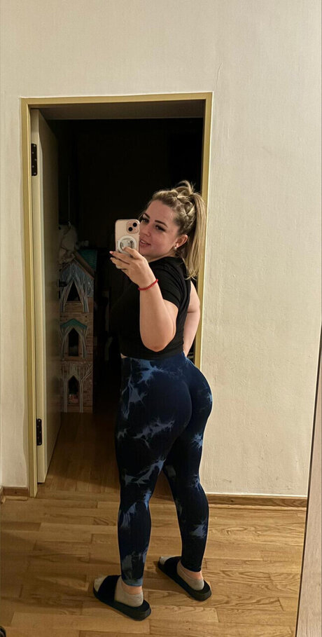 SilviaLove onlyfans leaks xxx