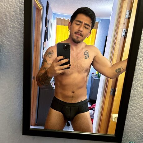 John Buendia_ onlyfans leakes