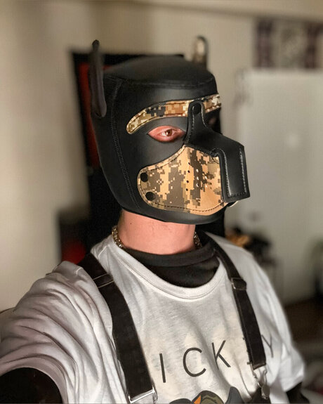 Cricket strip onlyfans