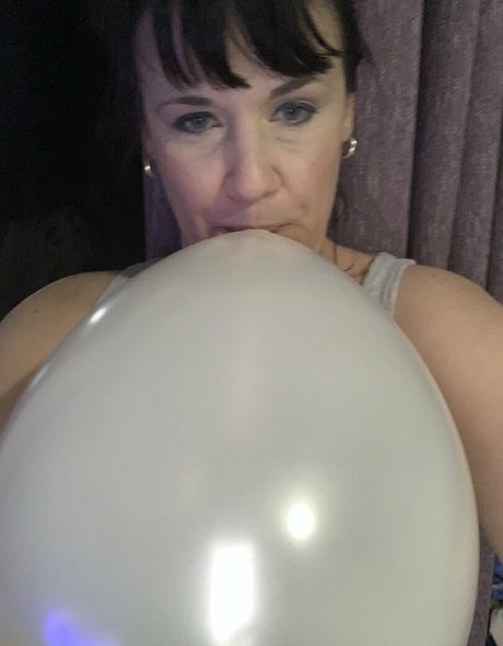 chezzmanifestation onlyfans images