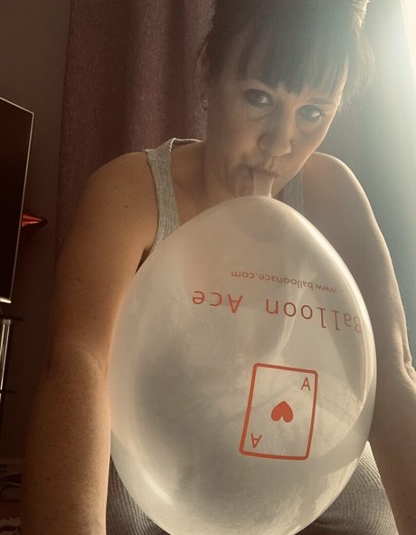 chezzmanifestation onlyfans model