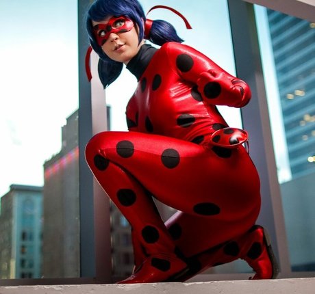 Raineemery onlyfans creator