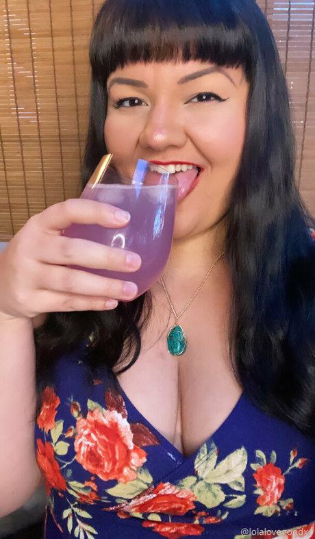 lolalovegoodxo onlyfans nudes