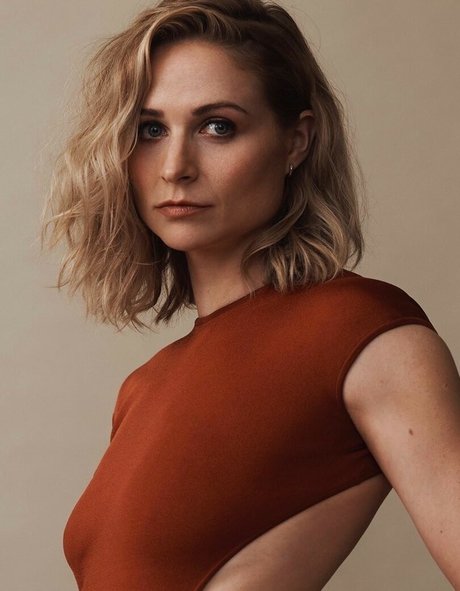 Niamh Algar onlyfans pics