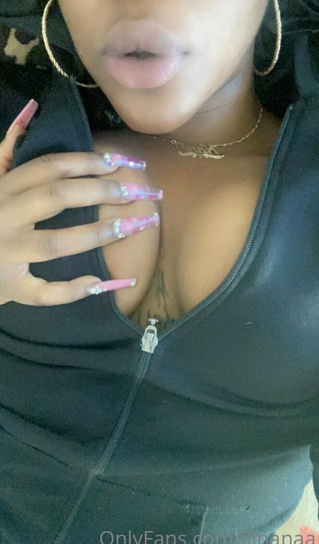 illnanaa onlyfans strip tease