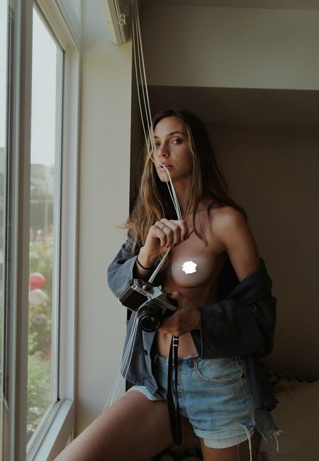 Emily Hall nude onlyfans