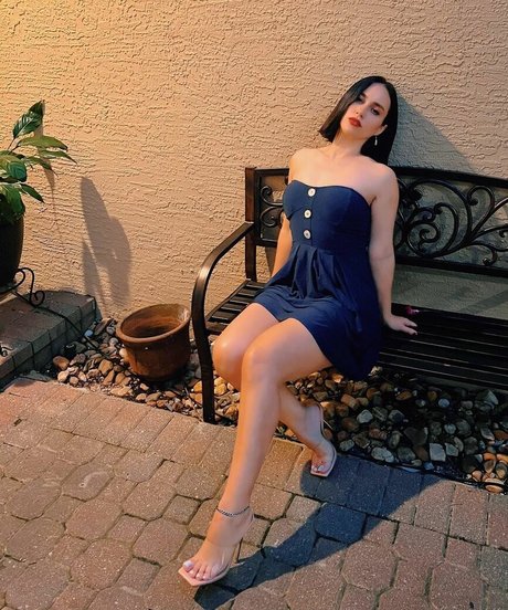 Yesenia De La Rosa joi onlyfans