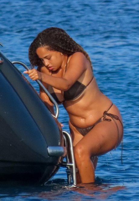 Amber Gill onlyfans uncensored