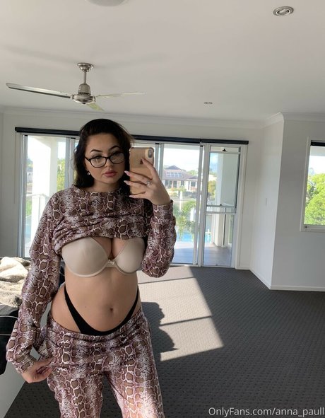 Anna Paul onlyfans nude photos