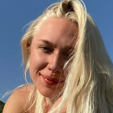 allyssaxx onlyfans leaked porn