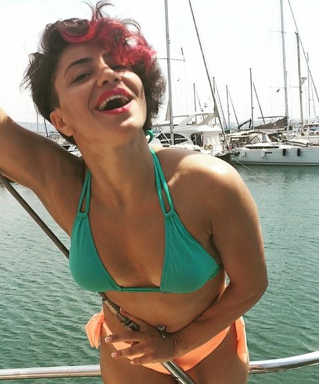 Serpil Cansz onlyfans full