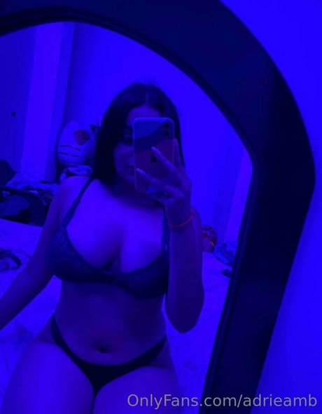 Adrieamb onlyfans pictures