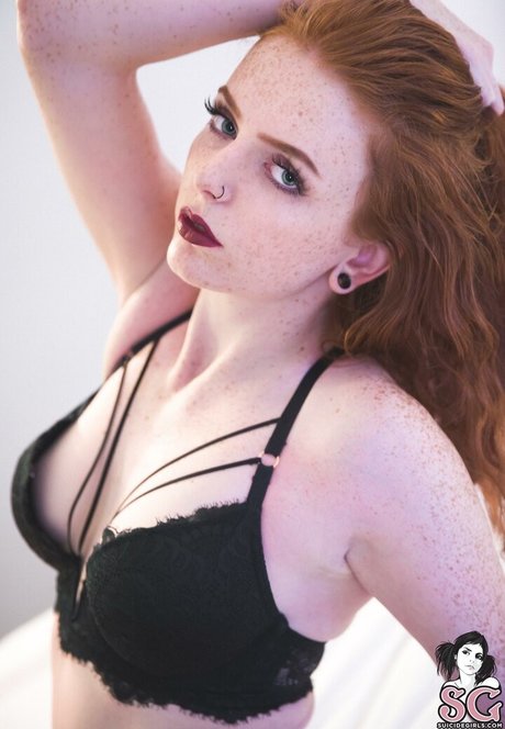 Akaivykush nude onlyfans pics