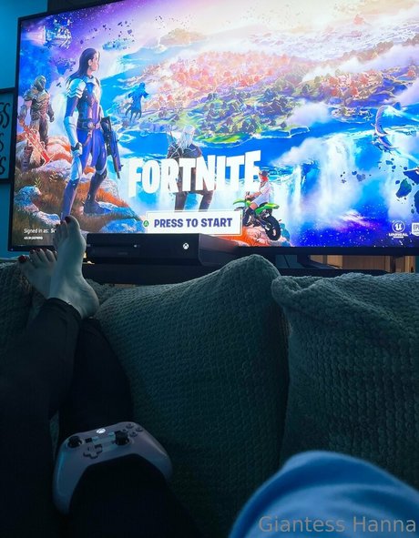 giantess hanna leaked nude onlyfans