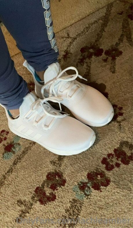 lachleamber onlyfans content type