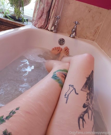 sleepyvegan only fans xxx