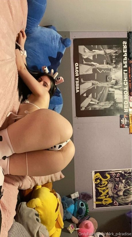 Courtney D4rkpurple onlyfans leaked tits