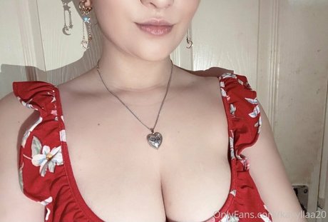 kayyllaa20 nudes onlyfans