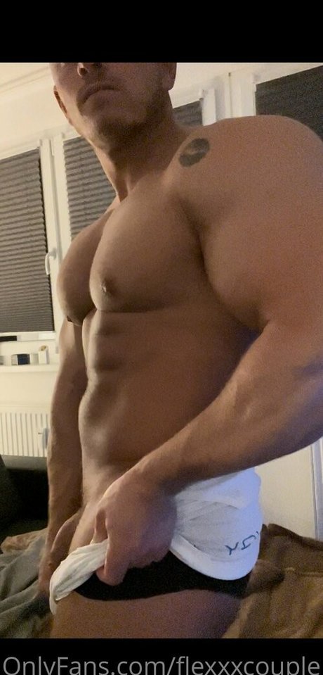 flexxxcouple onlyfans model photo