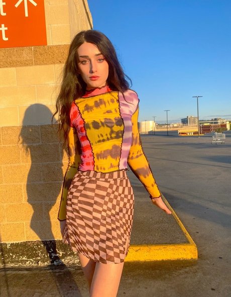 Venus Moorez onlyfans posts