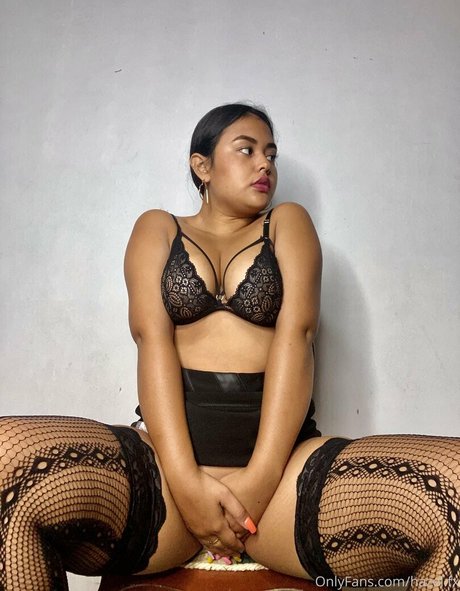 hazelxfox nude leaked onlyfans