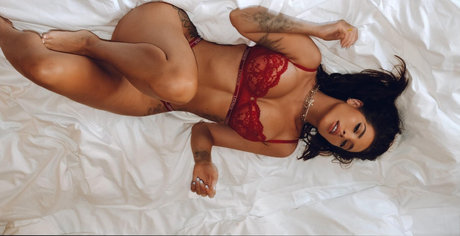 Raha Vakili leaked onlyfans