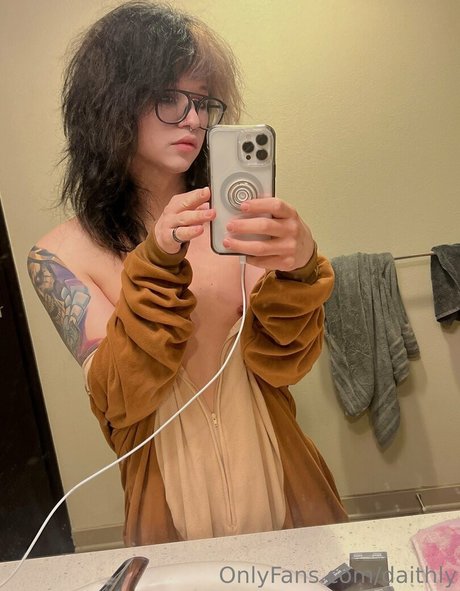 alsweyrs onlyfans striptease