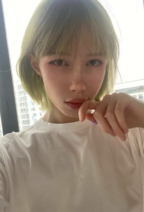 Littlething 88 onlyfans leaks.