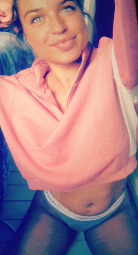 zaynes91 only fans pic