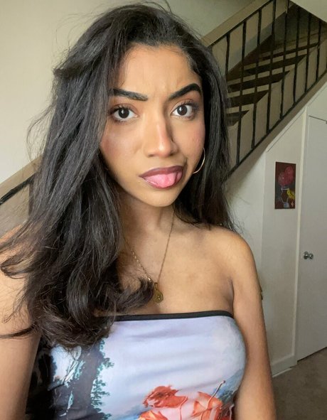 krystalogy ass onlyfans