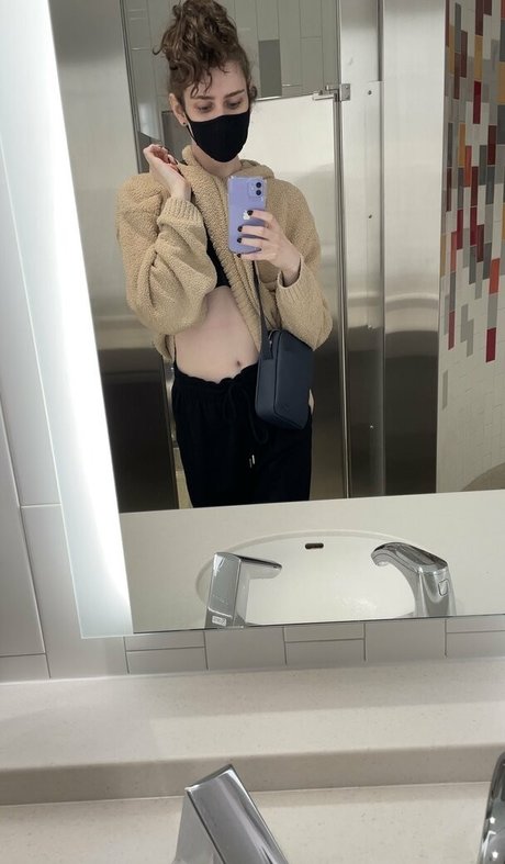 Miss Crows Nest onlyfans leak ass