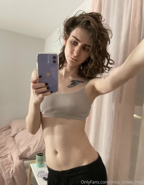 Miss Crows Nest onlyfans nude content