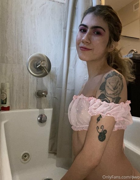 adrixela nude leaked onlyfans