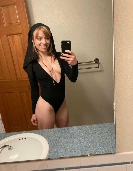 madygoeswest new onlyfans leaks