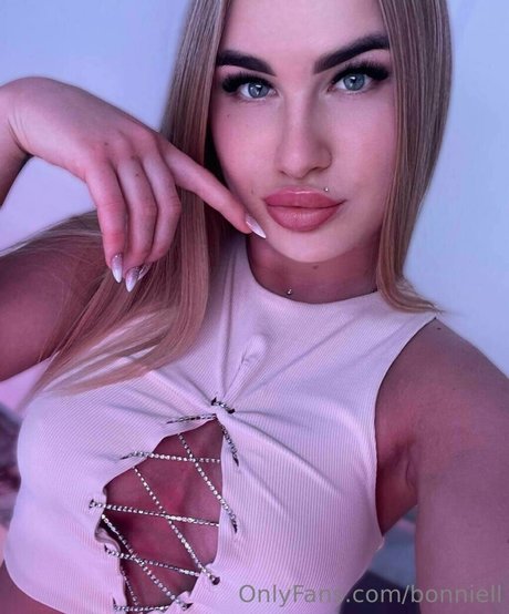 bonniell onlyfans nude