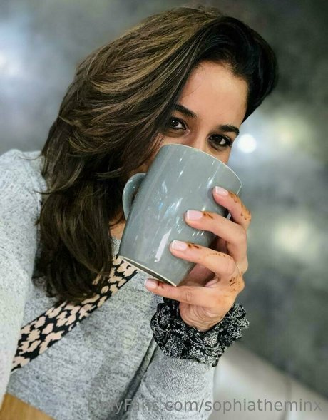 sophiatheminx onlyfans nude leak