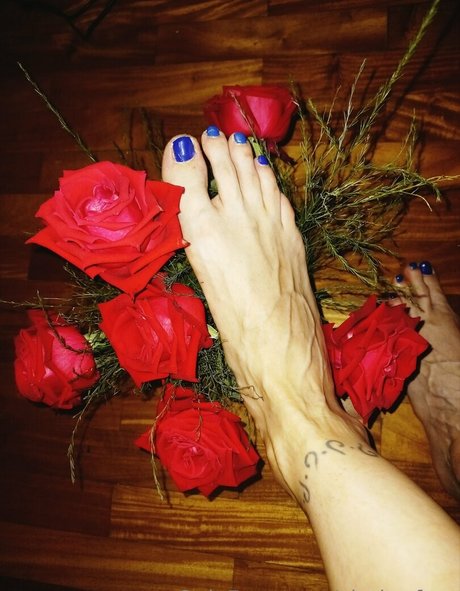 clarita feet nudes leaked onlyfans